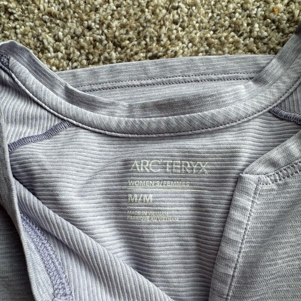 Arc'teryx Women's Light Purple Long Sleeve Top - Picture 3 of 6